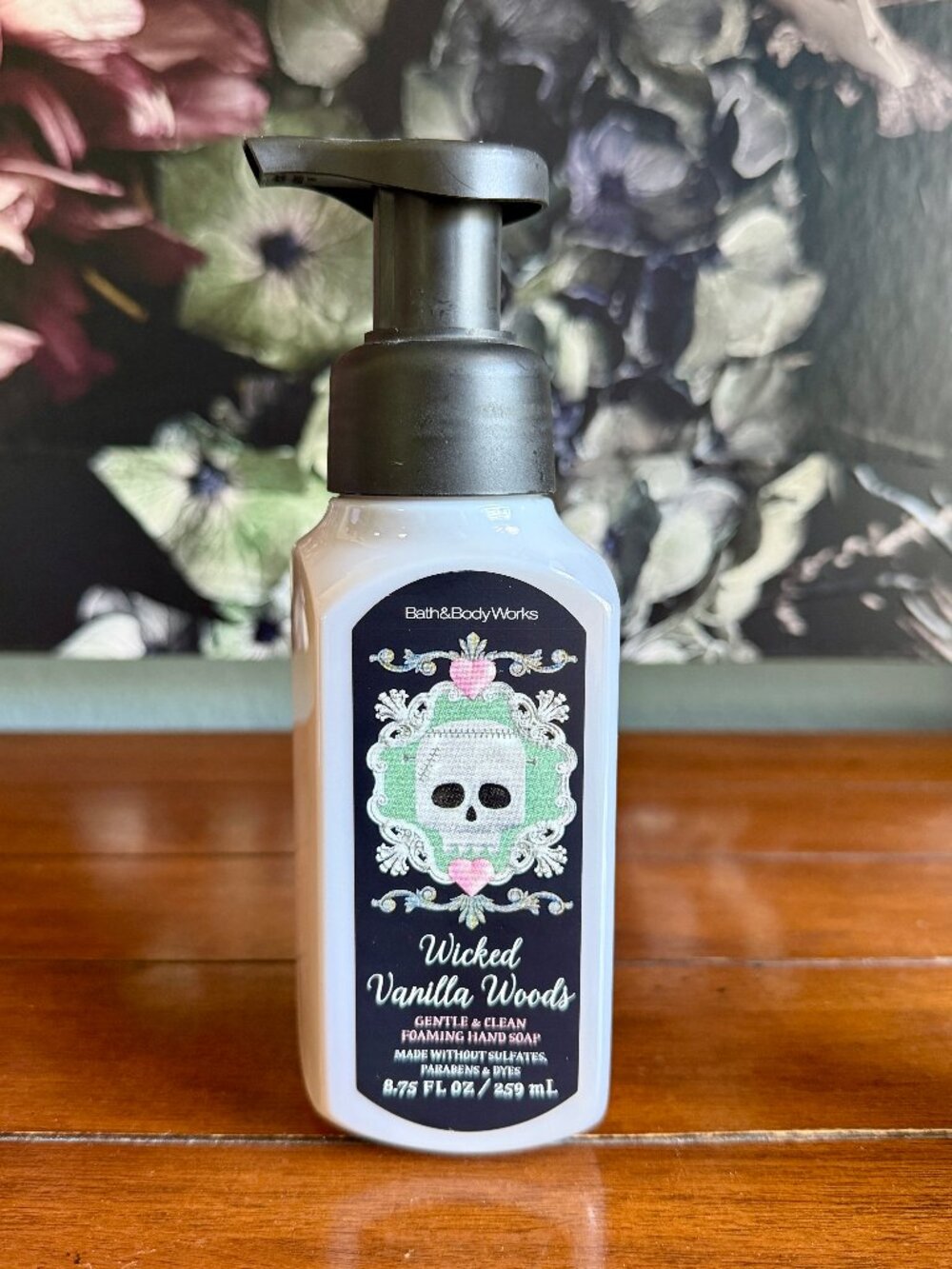 NEW Wicked Vanilla Woods Foaming Hand Soap 8.75oz Bath & Body Works